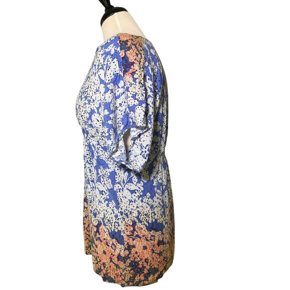 CAbi top sz S v neck TUNIC tie front Dolman sleeves Artsy Floral Boho Style 891 - Picture 2 of 5